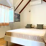 Tara Villa Split